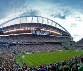 热刺更衣室领袖真空引关注，英媒点名罗伯逊，他能带来缺失的冠军基因