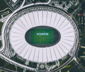 曼联后防调整引关注，弗雷德里克森临危受命，顶替马兹拉维进入关键战名单