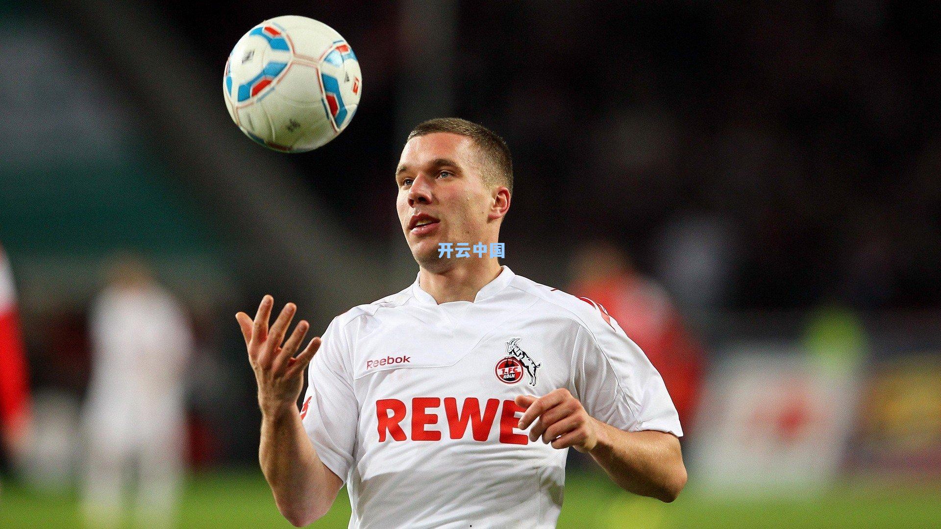 巴萨主场三球完胜赫塔费,费兰双响闪耀,奥尔莫传射定乾坤