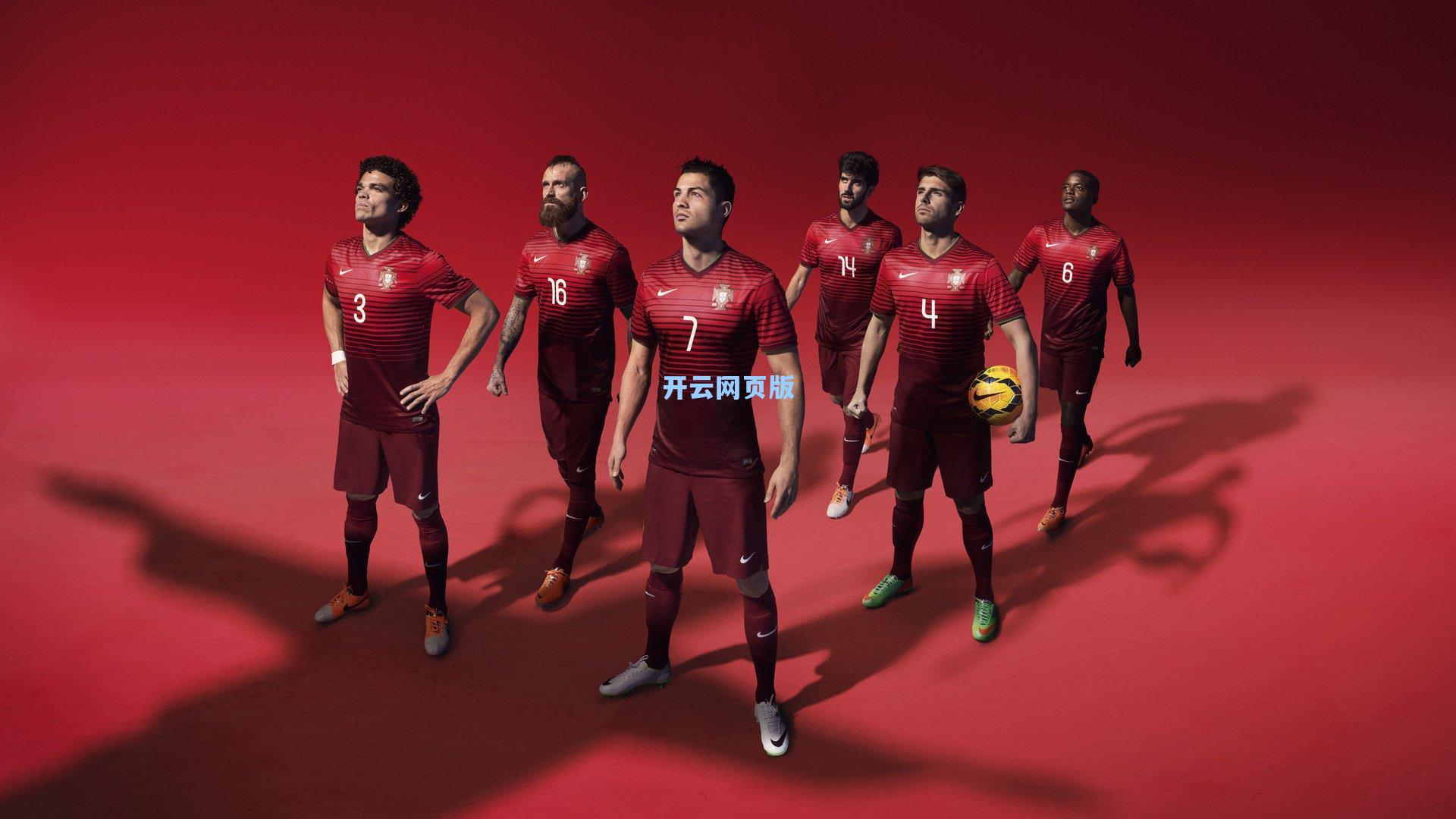 电竞选手惊人手速引爆赛场，极限操作刷新观众认知